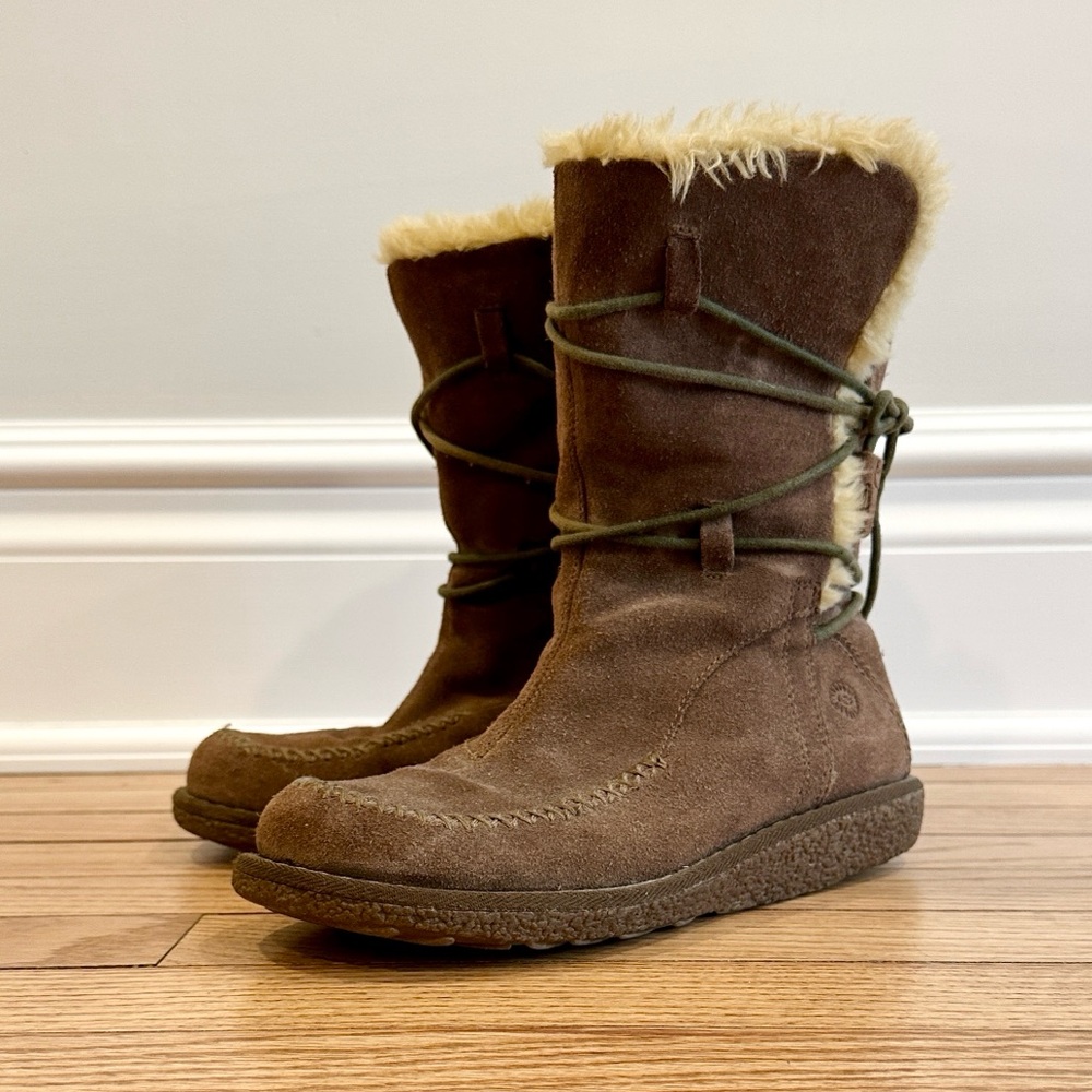 Women’s Earth Spirit Brown Leather Suede Moccasin Boots - Sz. 8.5